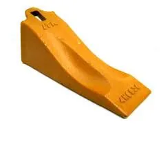 4K6936 Caterpillari stiilis mustuse ämbri ülaosa hammas