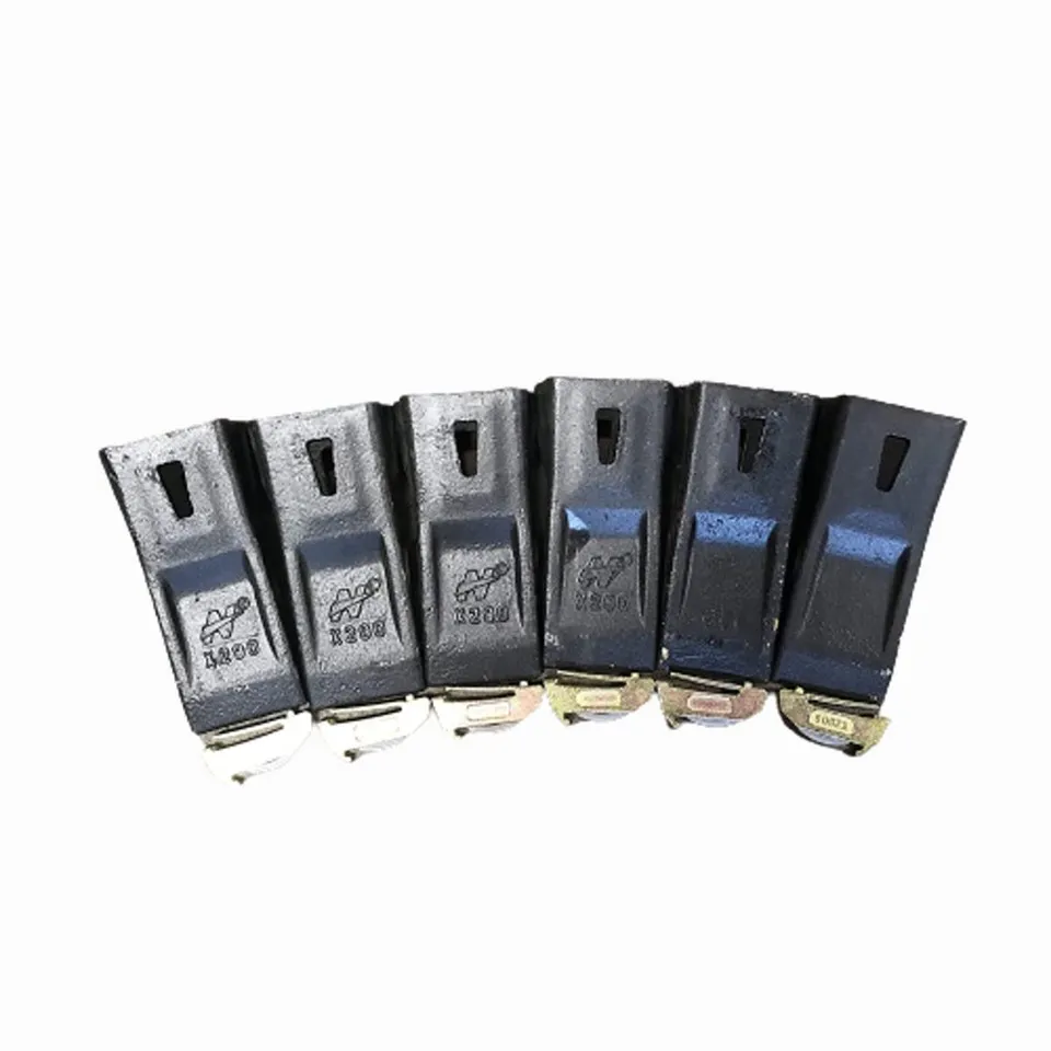 TX290 John Deere'i üldotstarbelise ämbri hammaste kokkupanek